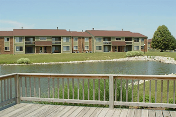 Beautiful lake or courtyard views*